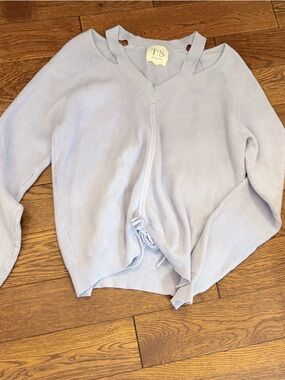 Lavender V-Neck Knit Sweater with Front Tie Twine and String Large